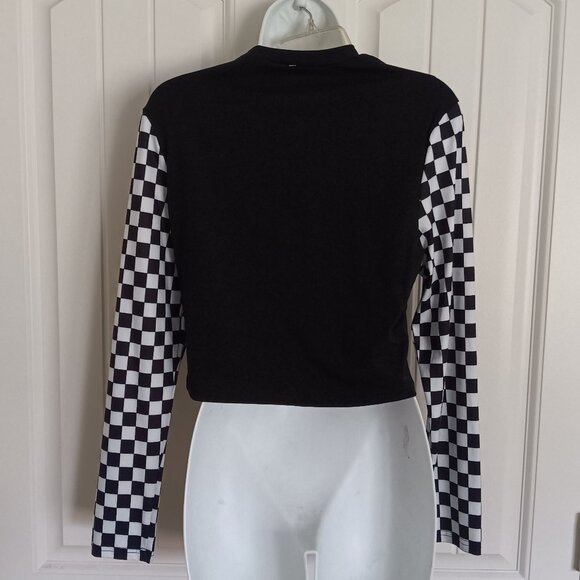 Shein Curve 1XL Black & White Checkered Long Sleeve Crop Top - Picture 4 of 6